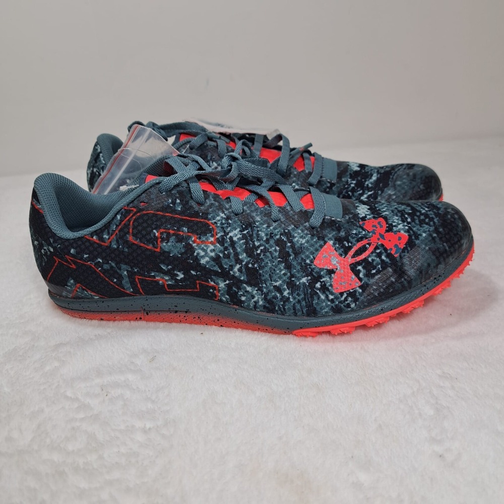 UNDER ARMOUR Mens size 10  Brigade Track & Field‎  Spiked Athletic Shoes